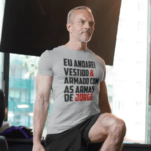 Camiseta cinza Vestido com as armas de São Jorge