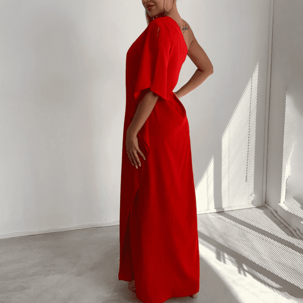 Vestido ombro único Estampa total São Jorge de lado