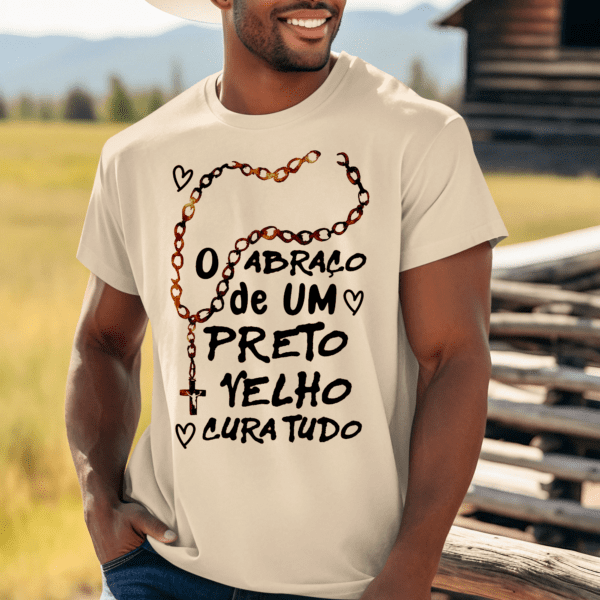 Camiseta Preto Velho e terço