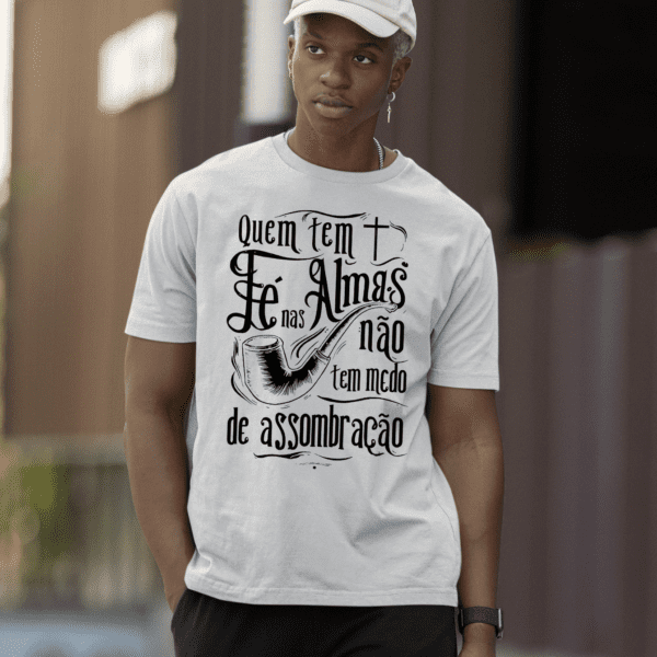Camiseta cinza fé em Preto Velho