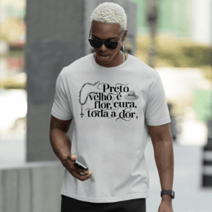 Camiseta cinza Preto Velho é flor