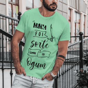 Camiseta de Ogum nunca foi sorte