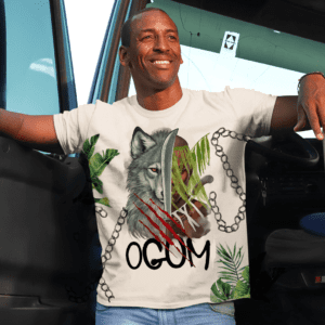 Camiseta Metade Ogum e lobo