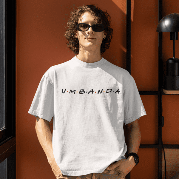 Camiseta branca Umbanda Friends