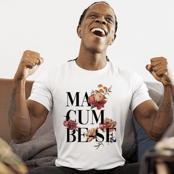 Camiseta de Axé Macumbe-se com flores