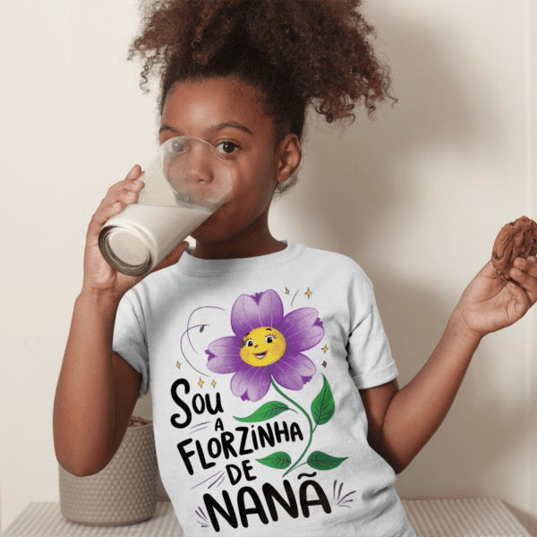 Camiseta Infantil Florzinha de Nanã