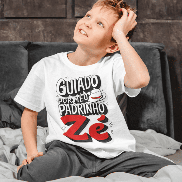 Camiseta infantil Zé Pilintra é meu padrinho