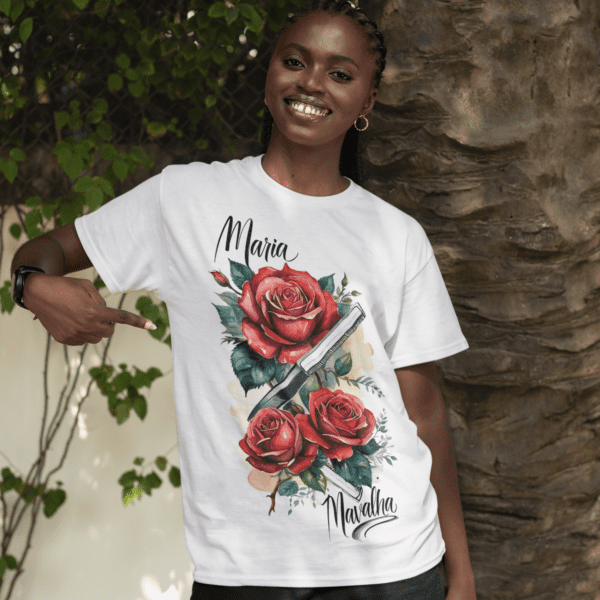 Camiseta Maria Navalha rosas