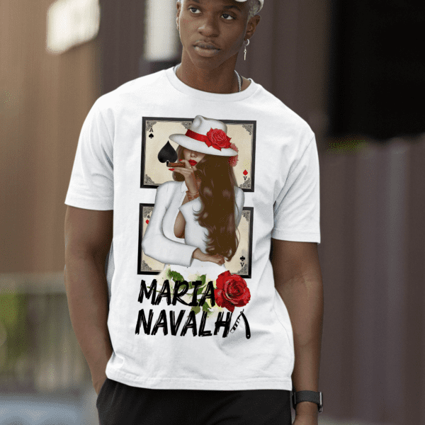 Camiseta Maria Navalha cartas