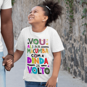 Camiseta infantil macumba com a dinda