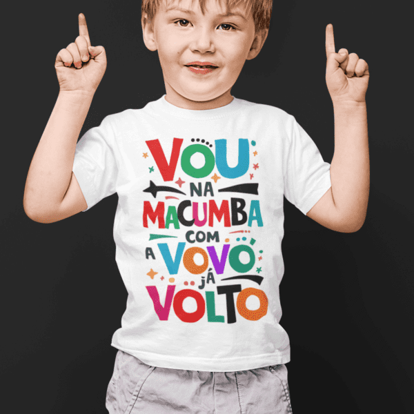 Camiseta Infantil Macumba com a vovó