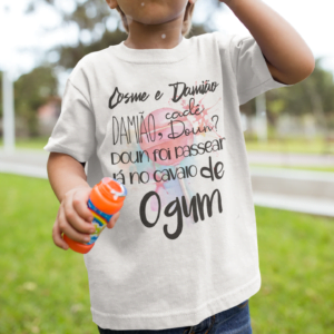Camiseta Infantil Cosme Damião e Doum ponto