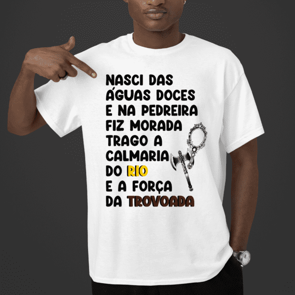 Camiseta Nasci de Oxum e Xangô