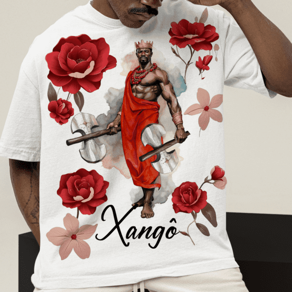 Camiseta Xangô com rosas