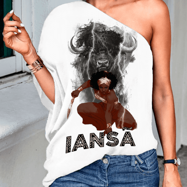 Blusa ombro único Iansã e búfalo