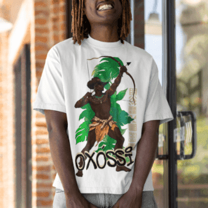 Camiseta Oxóssi atirando pro alto