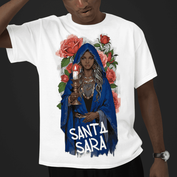 Camiseta Santa Sara e rosas