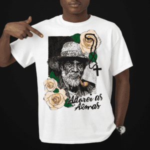 Camiseta Preto Velho com rosário