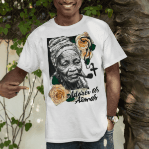 Camiseta Preta Velha com rosário