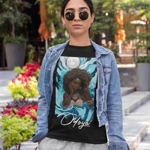 Camiseta Yemanjá no mar