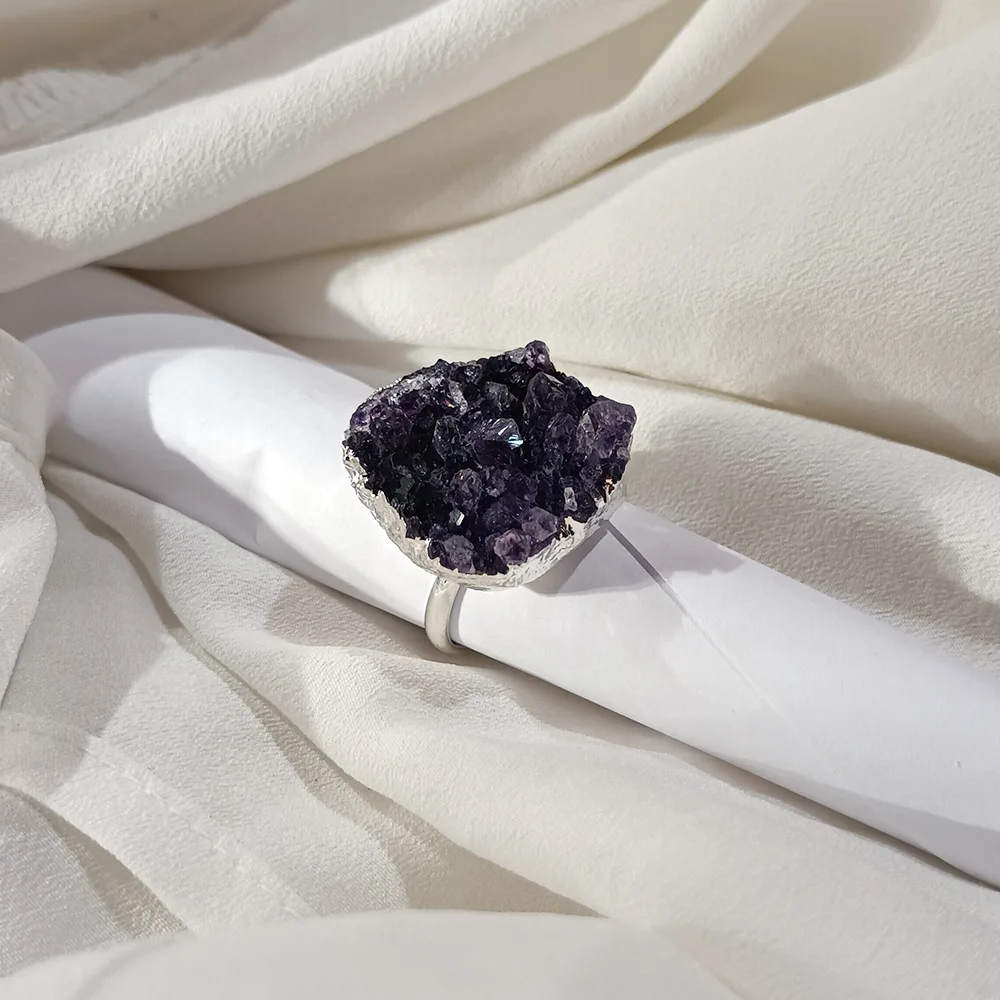 Anel Drusa Roxa Natural Banhado a Prata