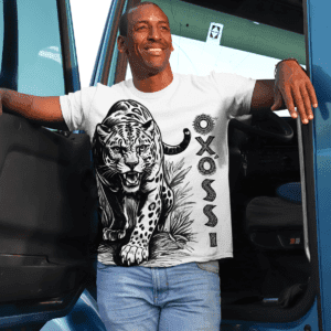 Camiseta Oxóssi onça grande